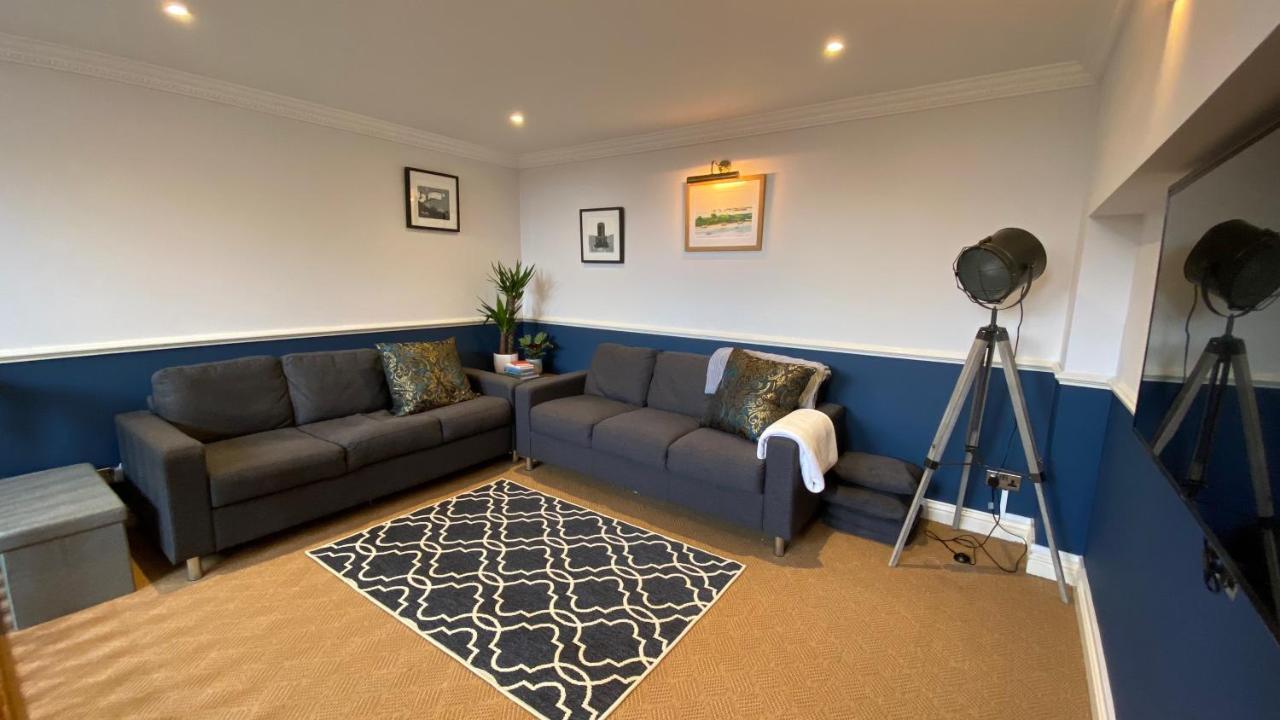 Spacious Luxury Flat In Swanage, Close To Beach With Parking Exterior photo