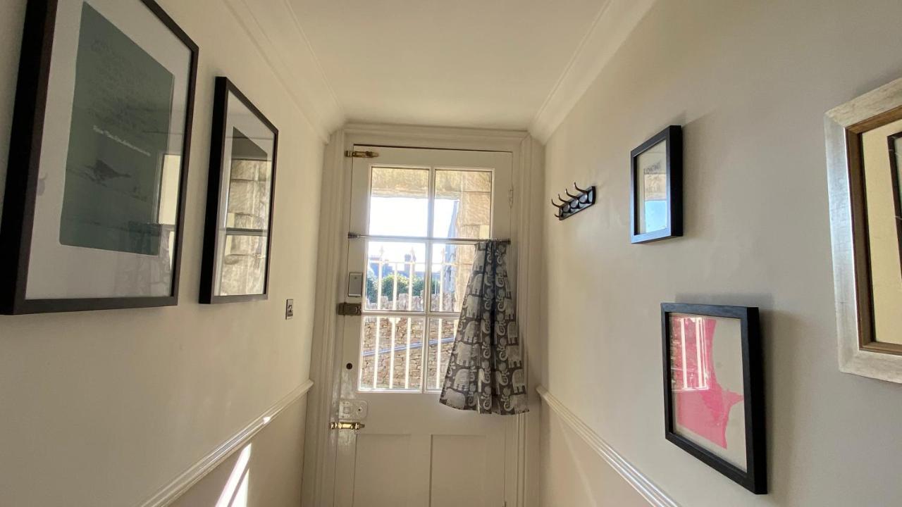 Spacious Luxury Flat In Swanage, Close To Beach With Parking Exterior photo